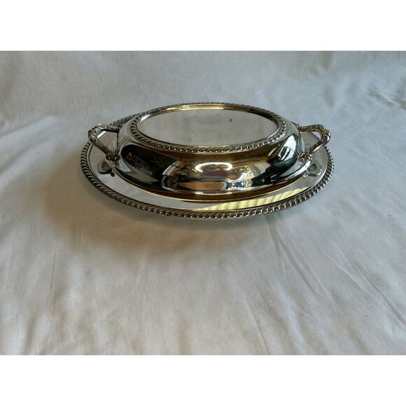 Small Silver Serving Platter with Lid & Handles, Mid Century, Classic, Elegant - Picture 6 of 9